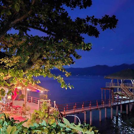 Chue&Larry'S Beachside Homestay Libagon Eksteriør billede
