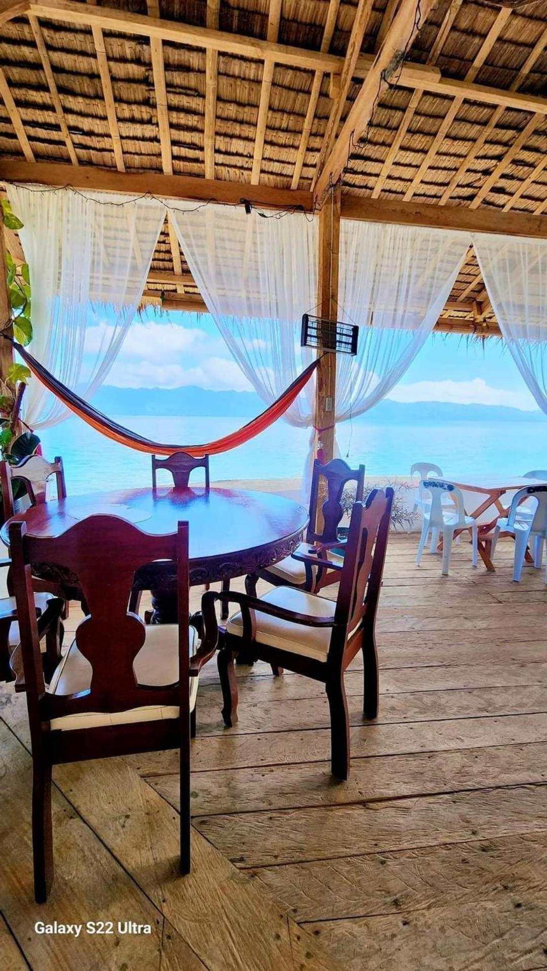 Chue&Larry'S Beachside Homestay Libagon Eksteriør billede