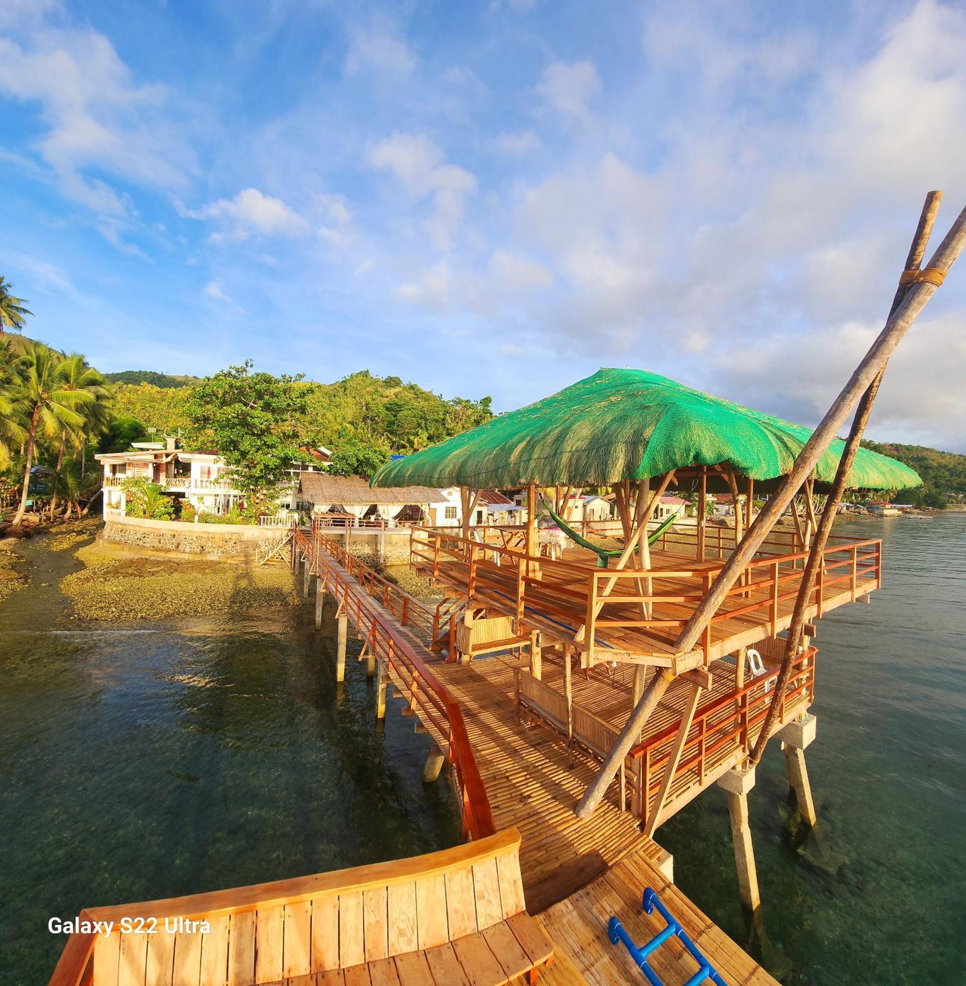 Chue&Larry'S Beachside Homestay Libagon Eksteriør billede